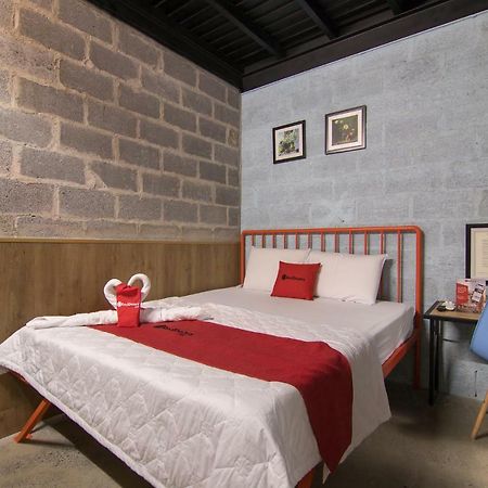 Reddoorz Plus @ Ung Van Khiem Street Хошимин Екстериор снимка
