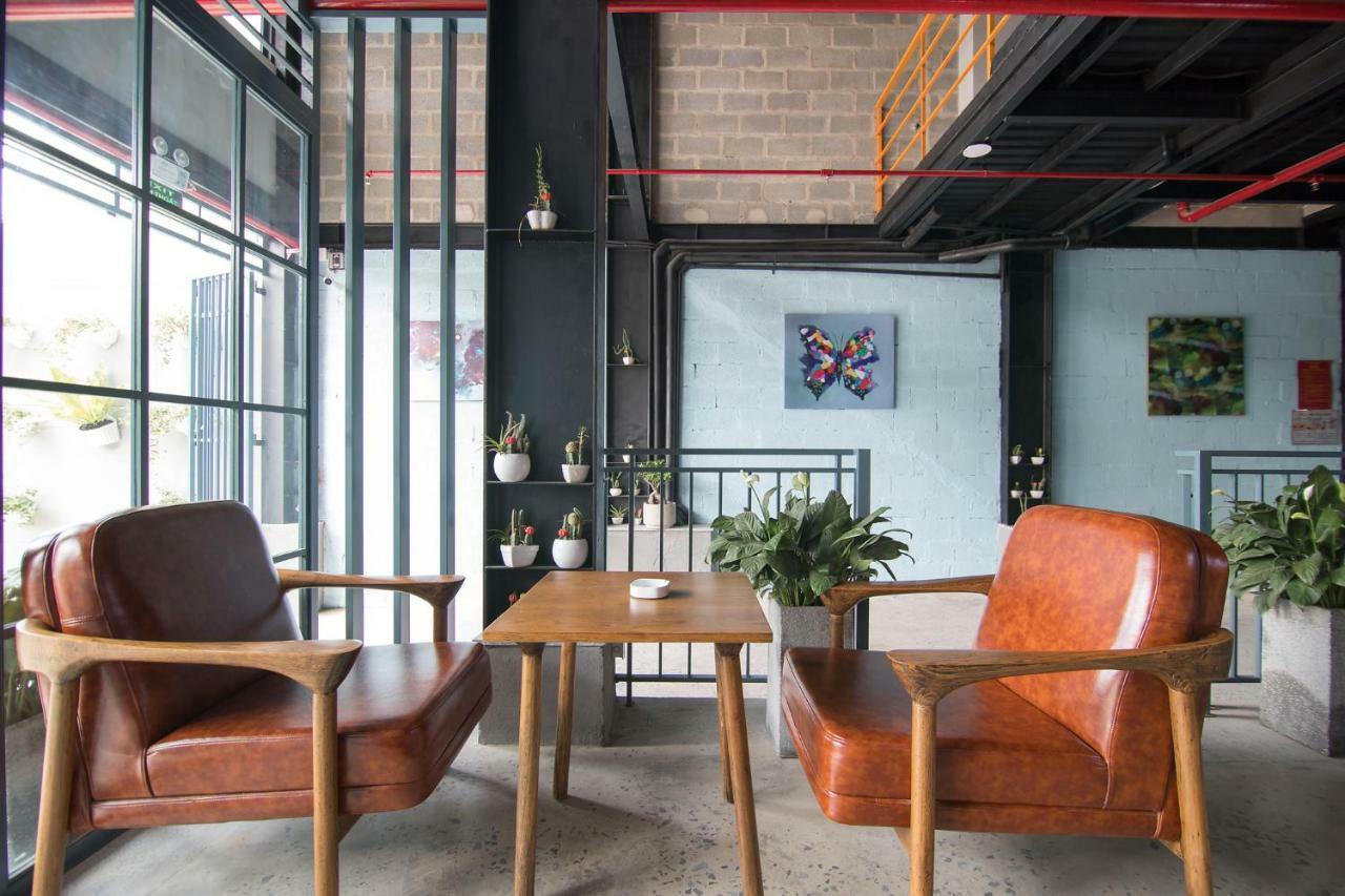 Reddoorz Plus @ Ung Van Khiem Street Хошимин Екстериор снимка