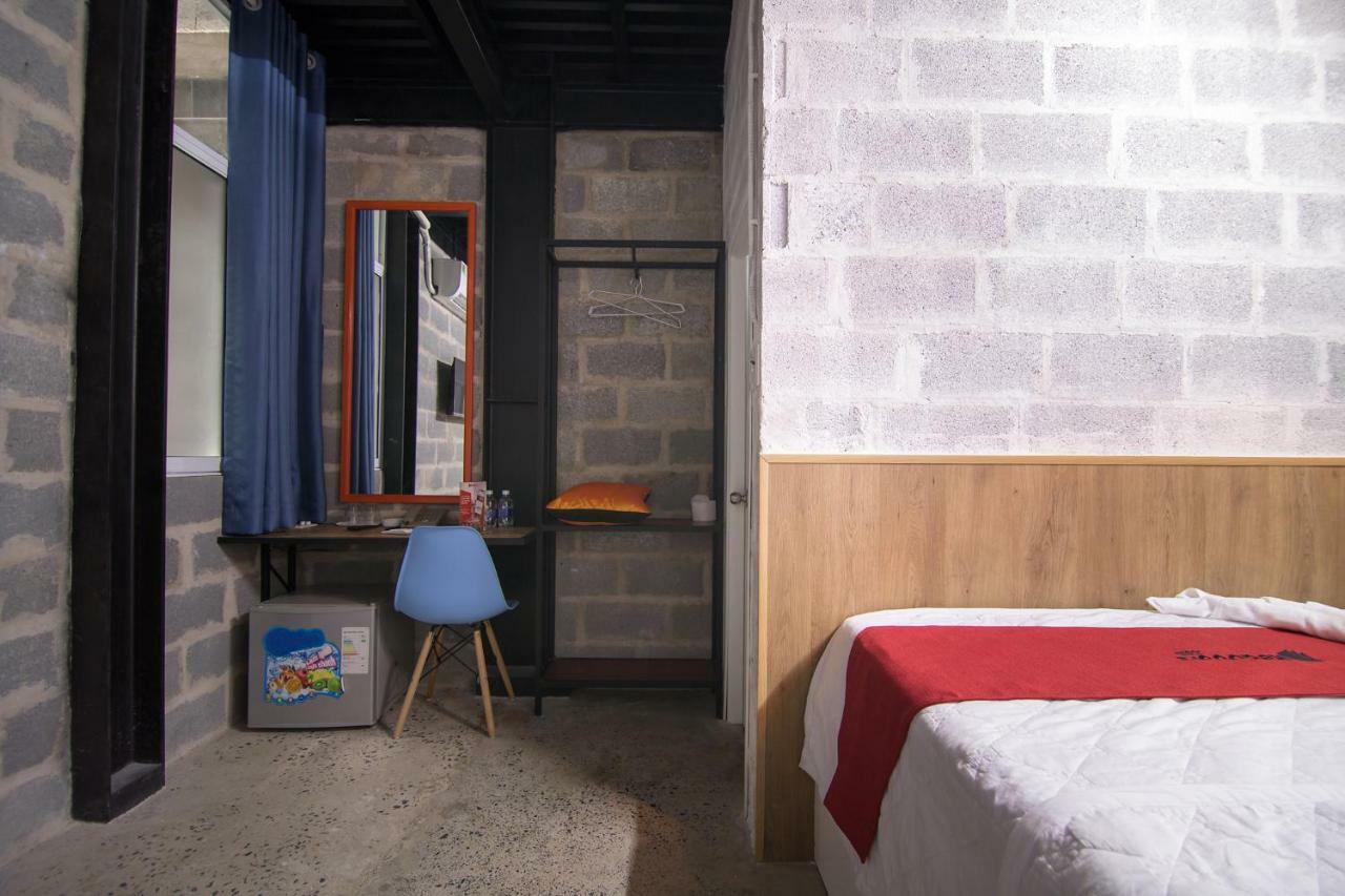 Reddoorz Plus @ Ung Van Khiem Street Хошимин Екстериор снимка