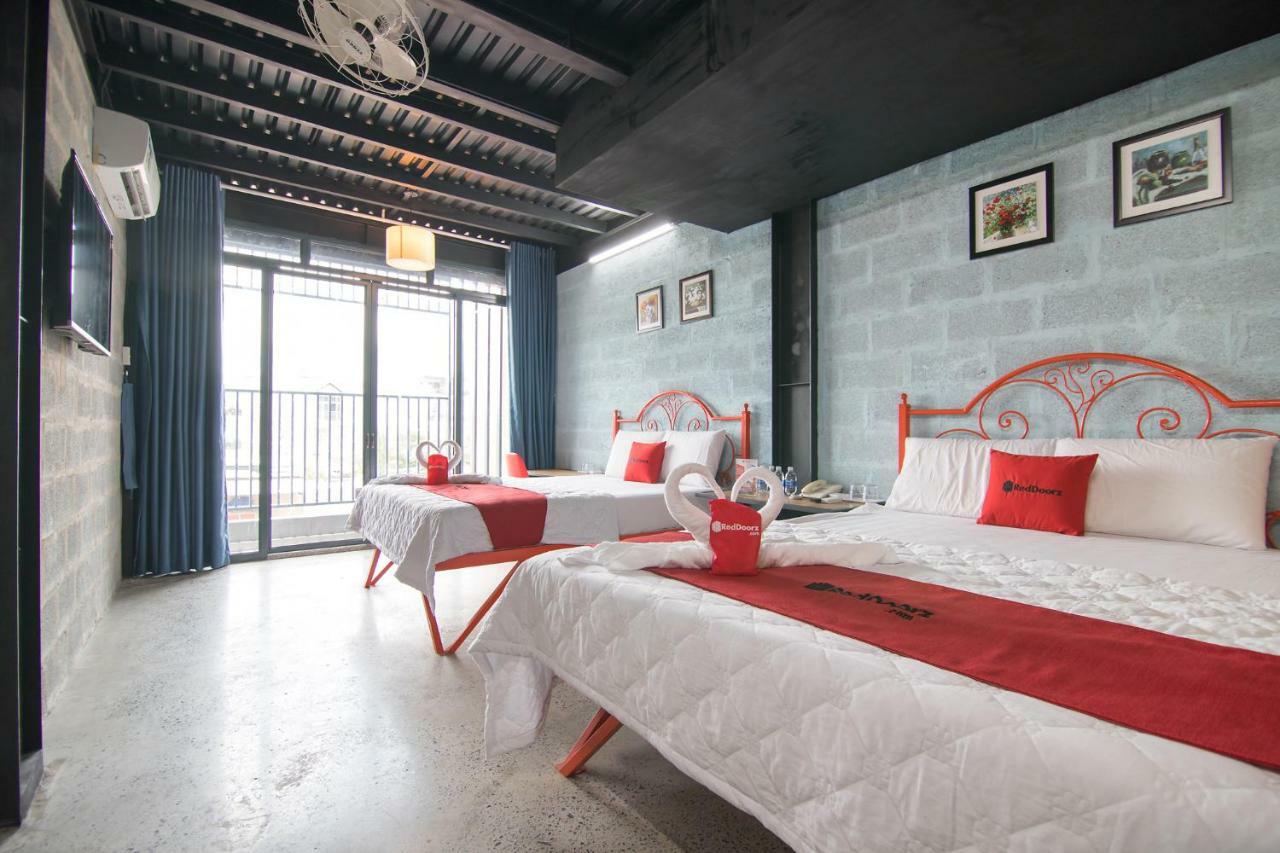 Reddoorz Plus @ Ung Van Khiem Street Хошимин Екстериор снимка