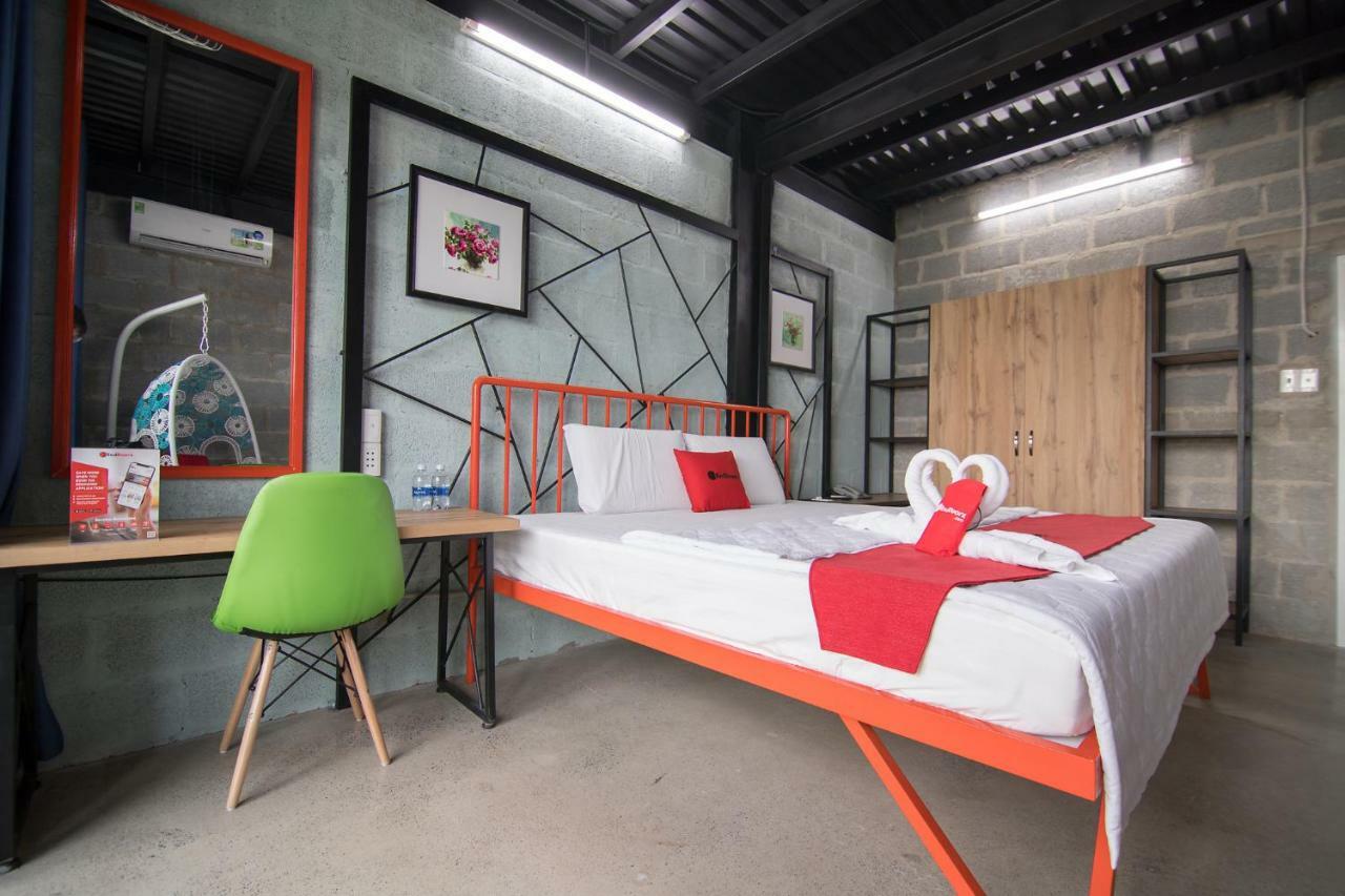 Reddoorz Plus @ Ung Van Khiem Street Хошимин Екстериор снимка