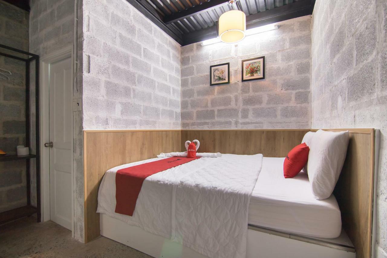 Reddoorz Plus @ Ung Van Khiem Street Хошимин Екстериор снимка